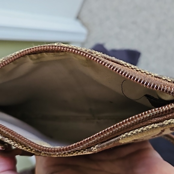 Coach Wristlet - Picture 6 of 7